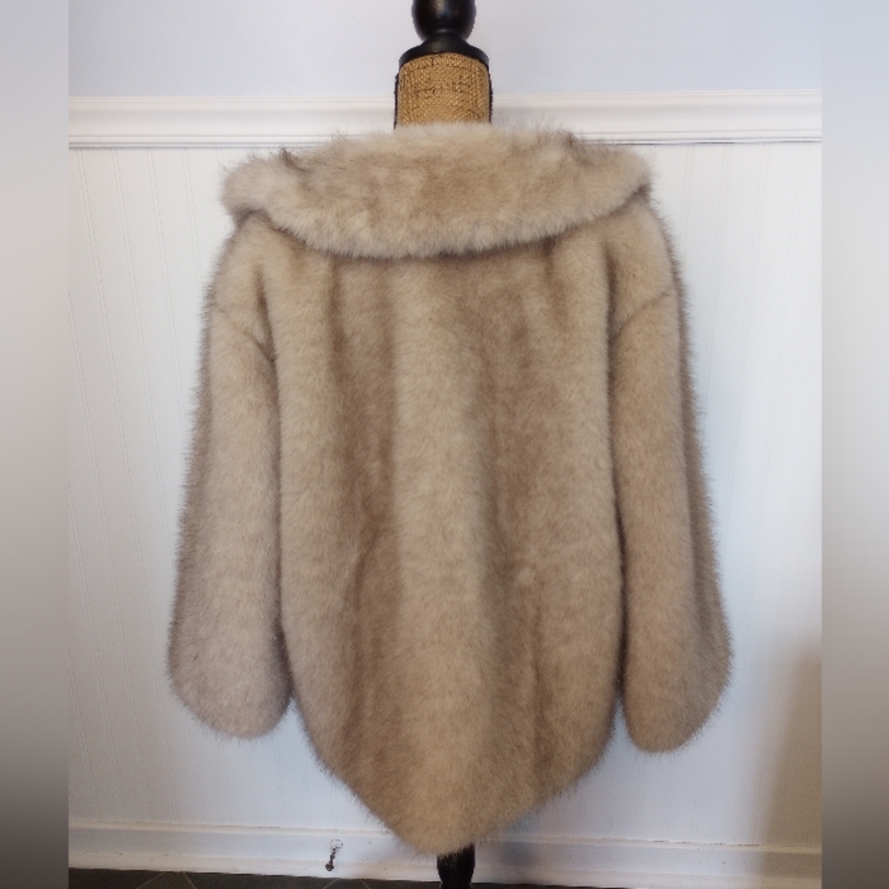 Commense Gray Teddy Jacket - image 6